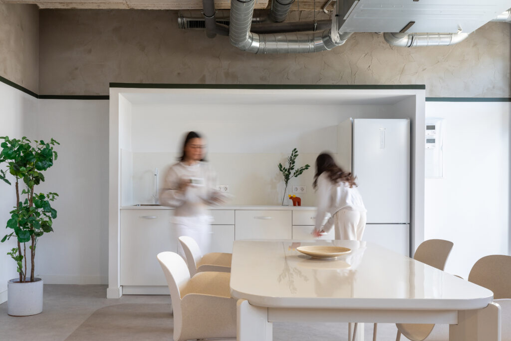 Alcobendas, sala social, interiorismo